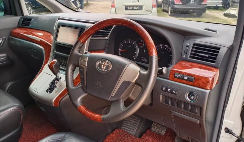 Toyota VELLFIRE 2.4 Z (A) 2 P/DOOR P/BOOT full